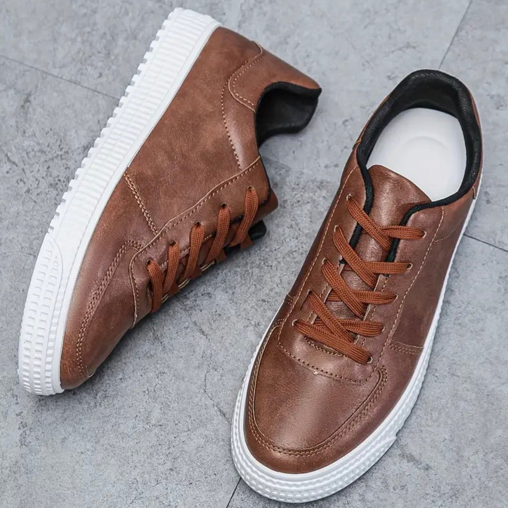 Metro Sneakers
