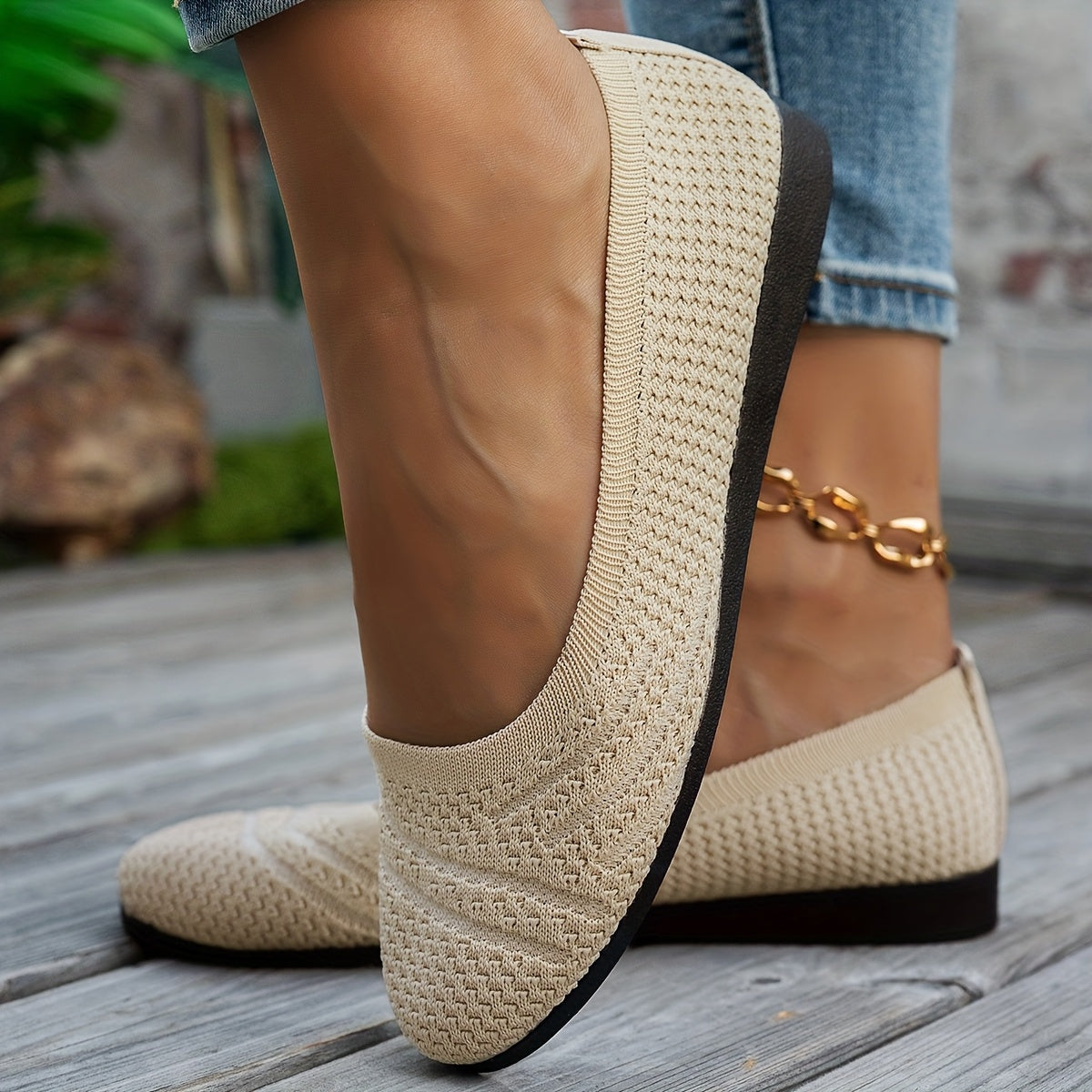 FlexFit Round Toe Flats