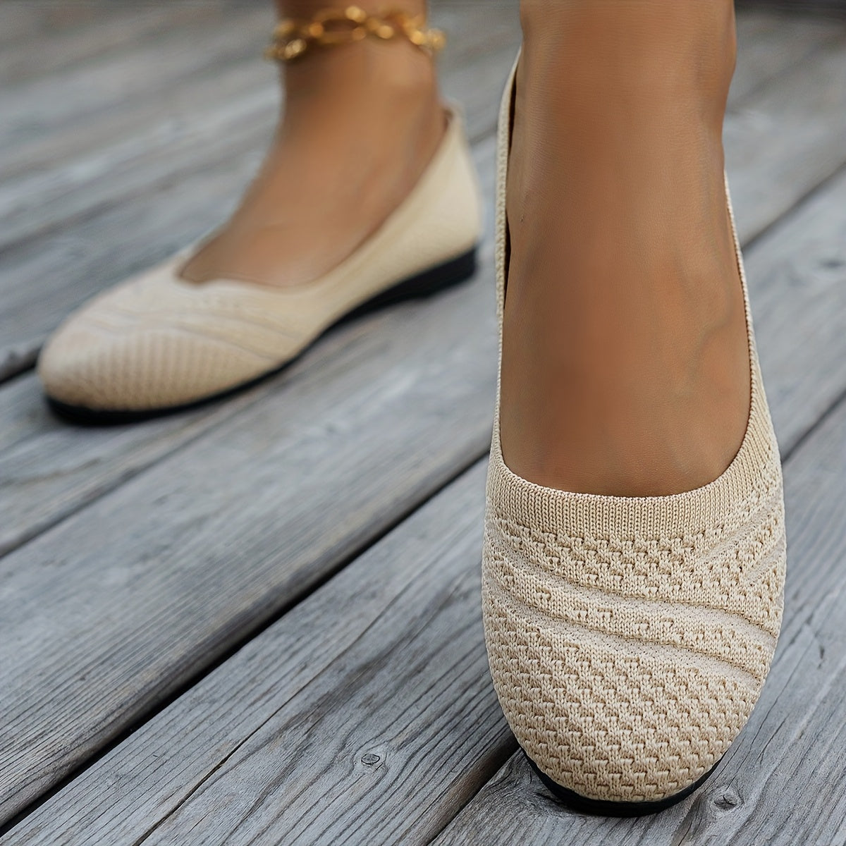 FlexFit Round Toe Flats