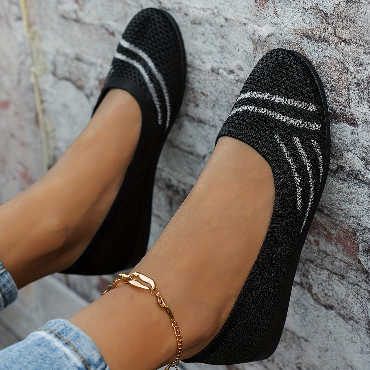 FlexFit Round Toe Flats