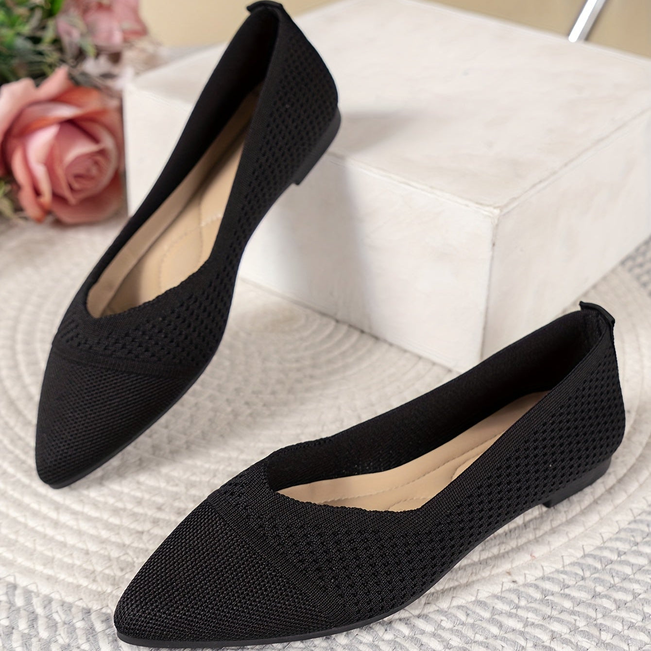 Chic Everyday Pointed Flats